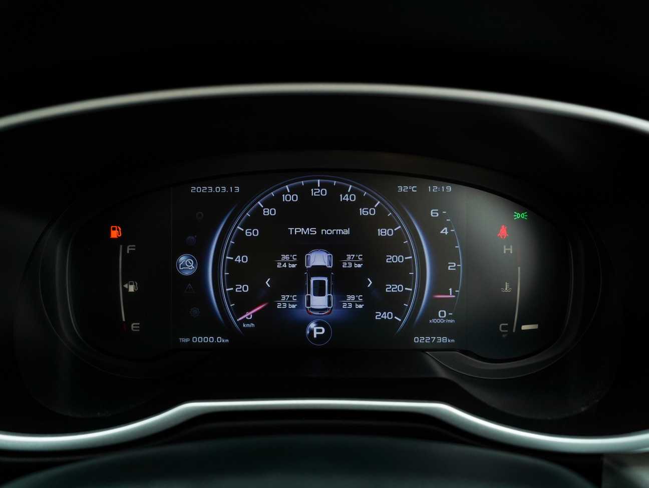 used 2022 Proton X70 Premium 1.8