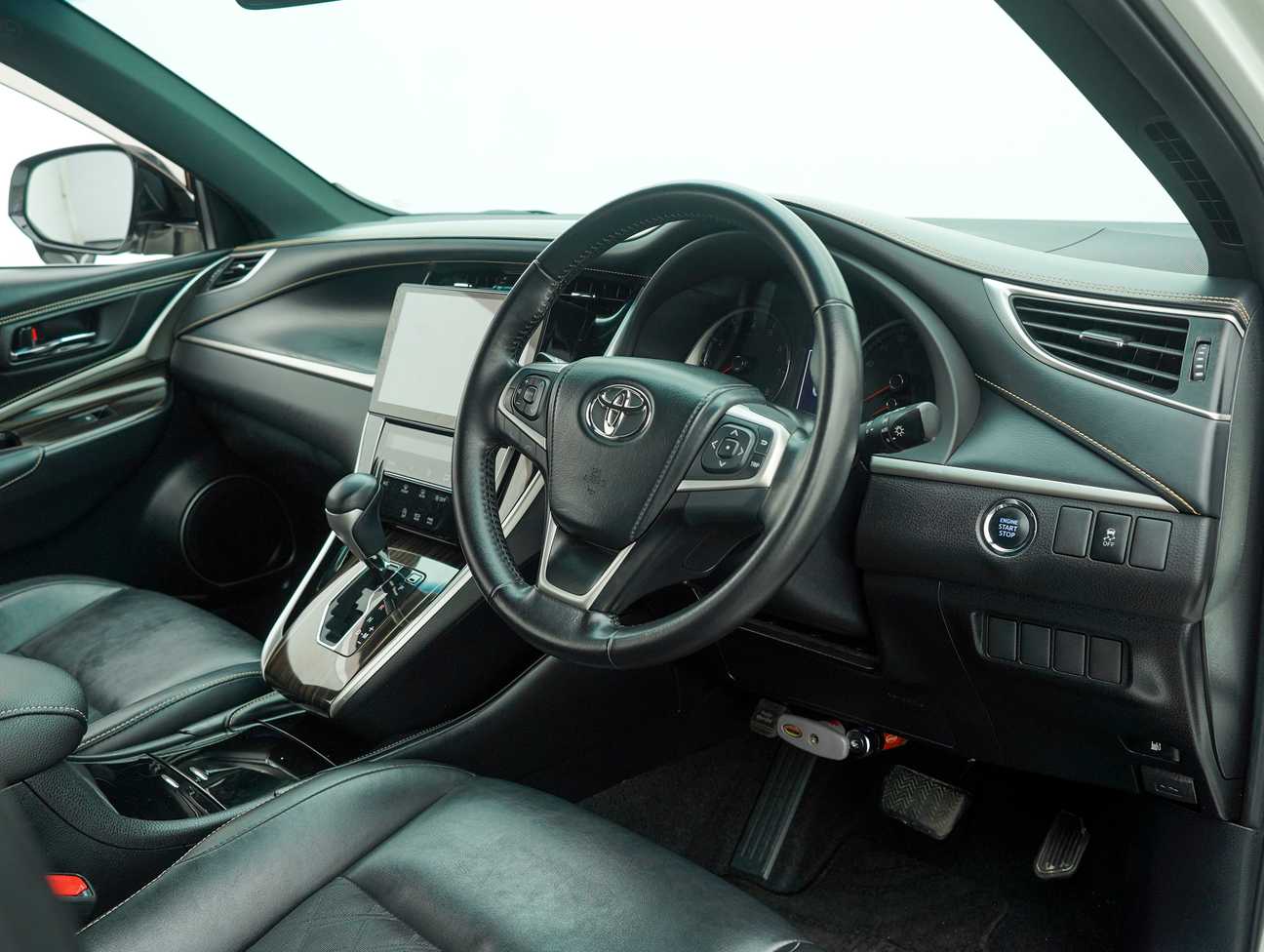 used 2017 Toyota Harrier Elegance 2.0