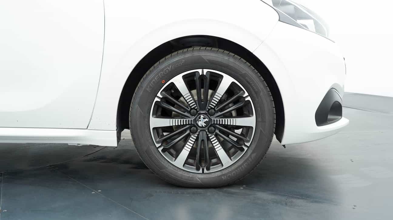 used 2019 Peugeot 208 FL PURETECH 1.2