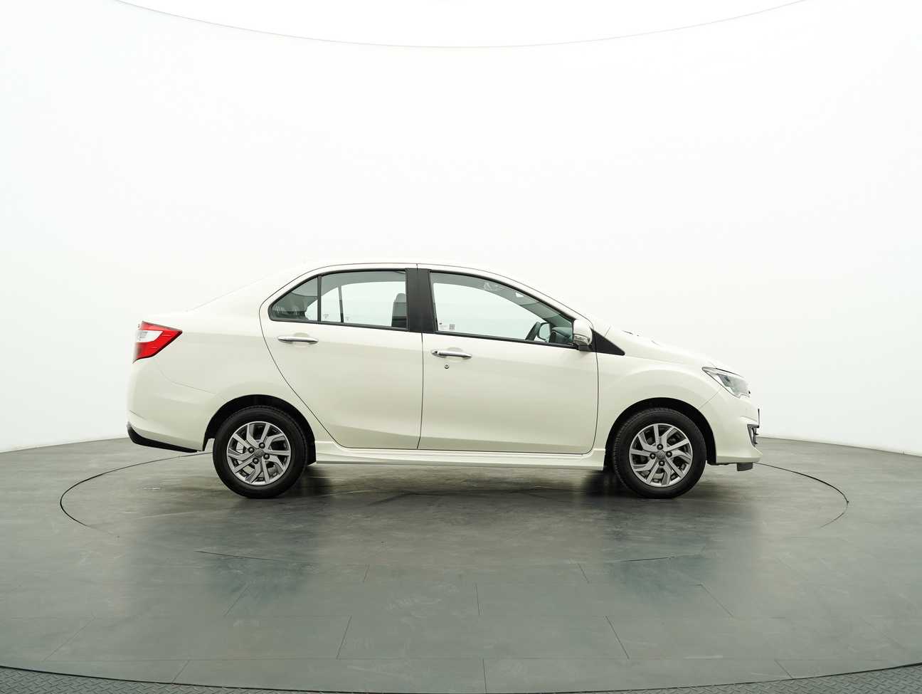 used 2019 Perodua Bezza Advance 1.3