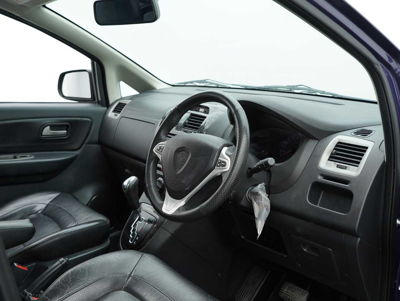terpakai 2015 Proton Exora Premium 1.6