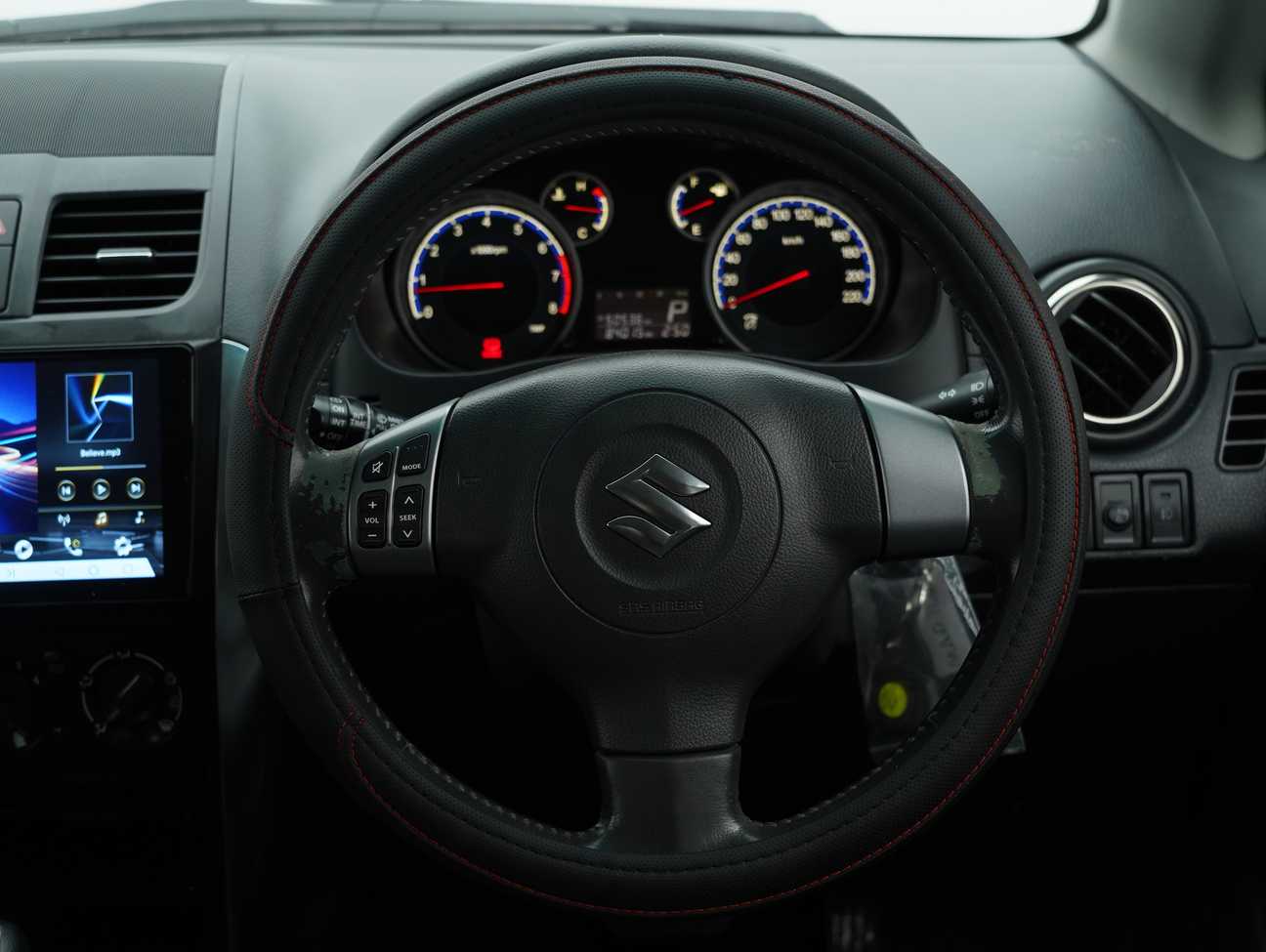 terpakai 2010 Suzuki SX4  1.6