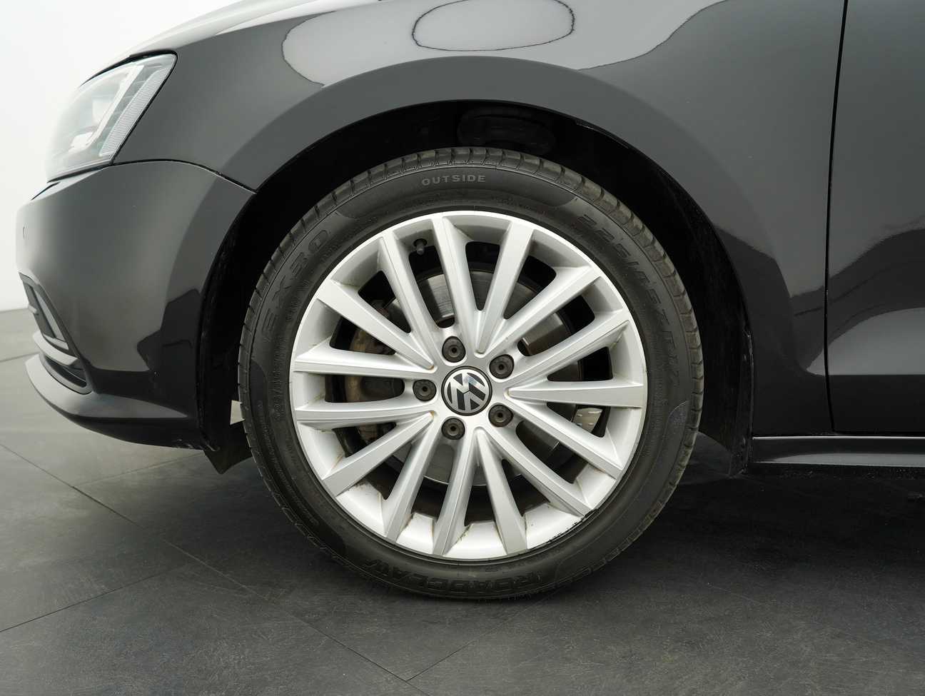 used 2017 Volkswagen Jetta TSI Highline 1.4