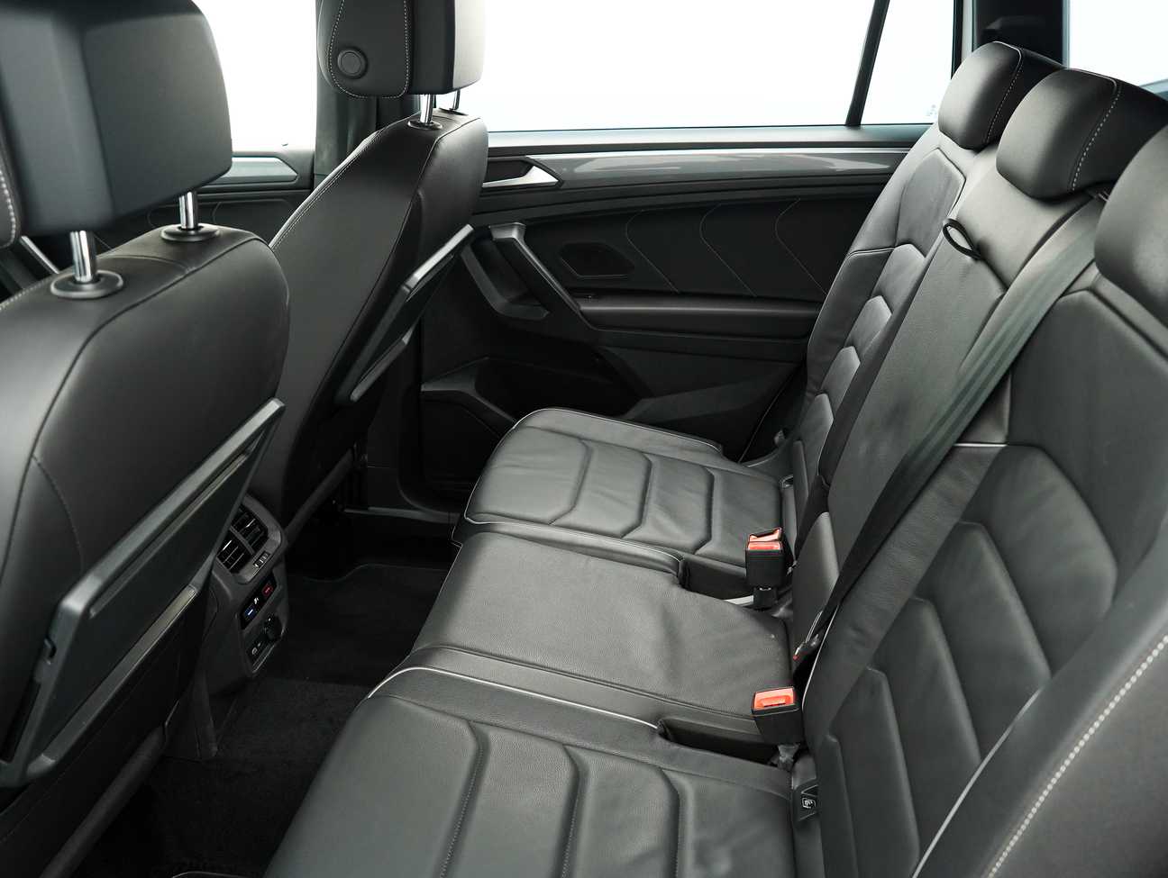 used 2021 Volkswagen Tiguan Allspace R-Line 4MOTION 2.0