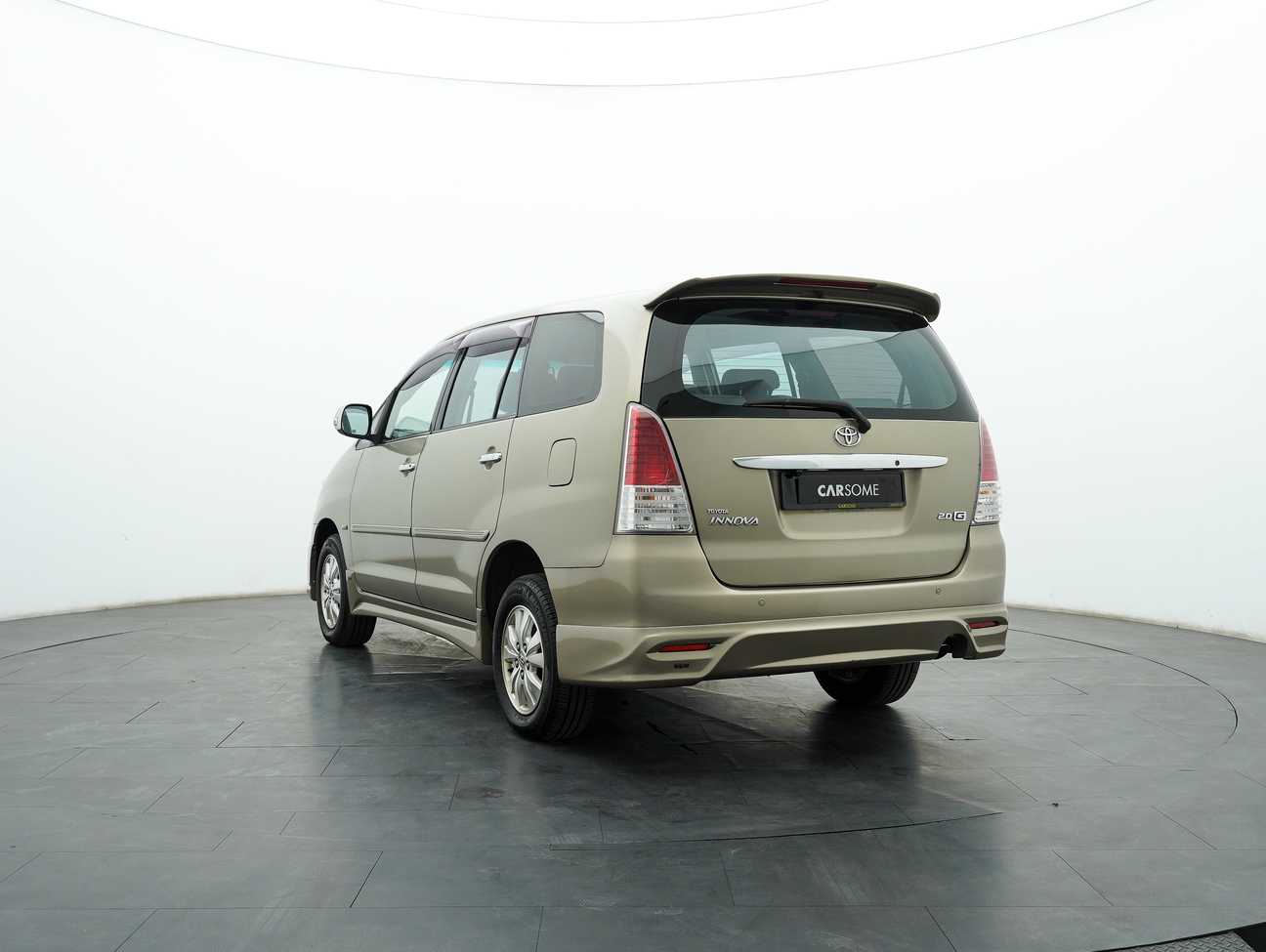 used 2011 Toyota Innova G 2.0