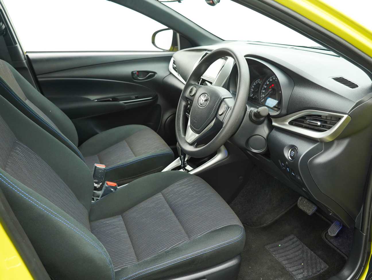 terpakai 2019 Toyota Yaris E 1.5