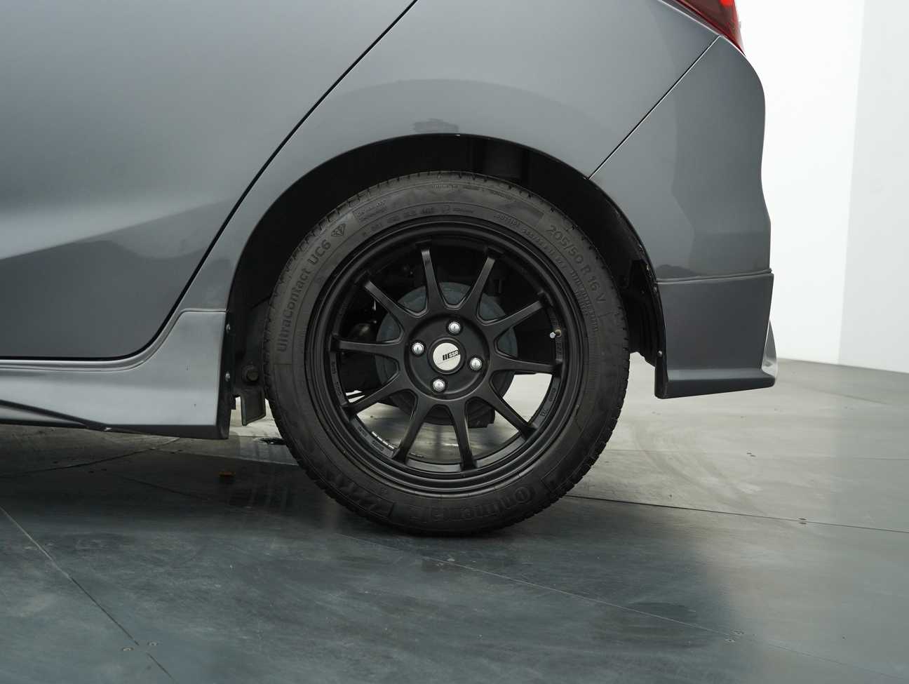 used 2018 Honda JAZZ V 1.5