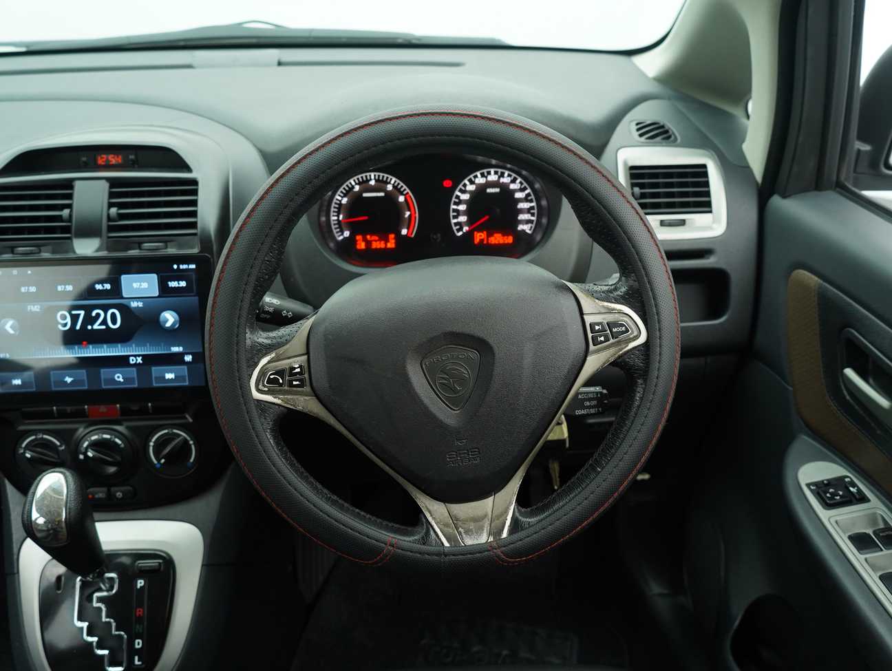 terpakai 2012 Proton Exora Bold CFE Premium 1.6