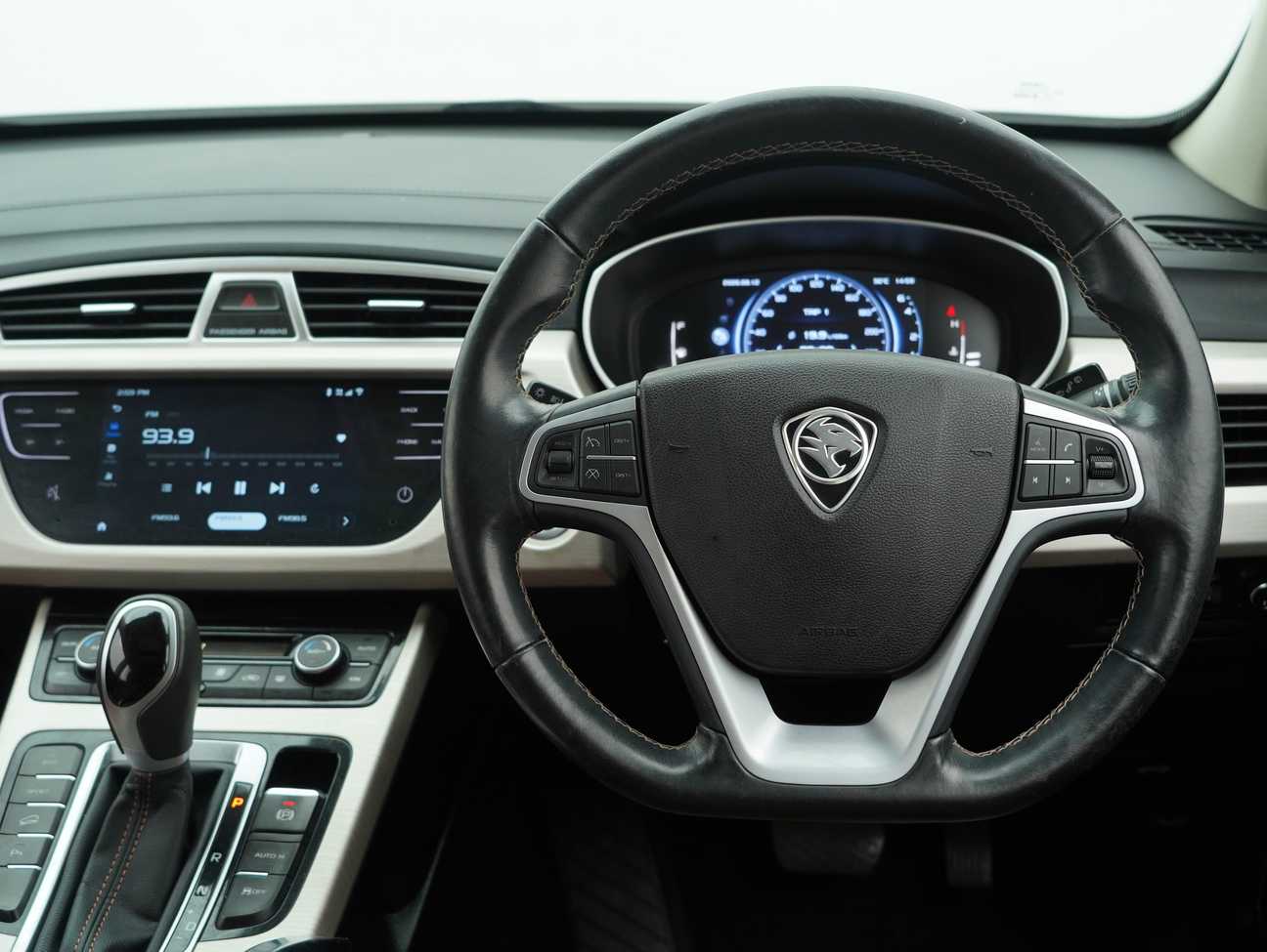 used 2019 Proton X70 Premium 1.8