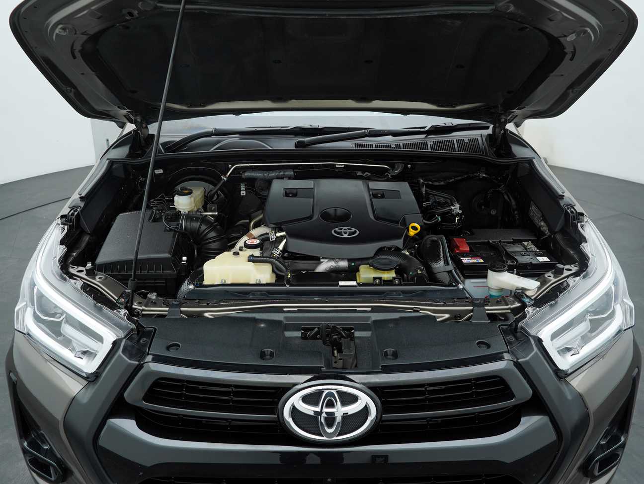 used 2022 Toyota Hilux V Dual Cab 2.4