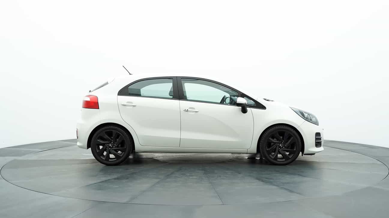 used 2015 Kia RIO UB 1.4
