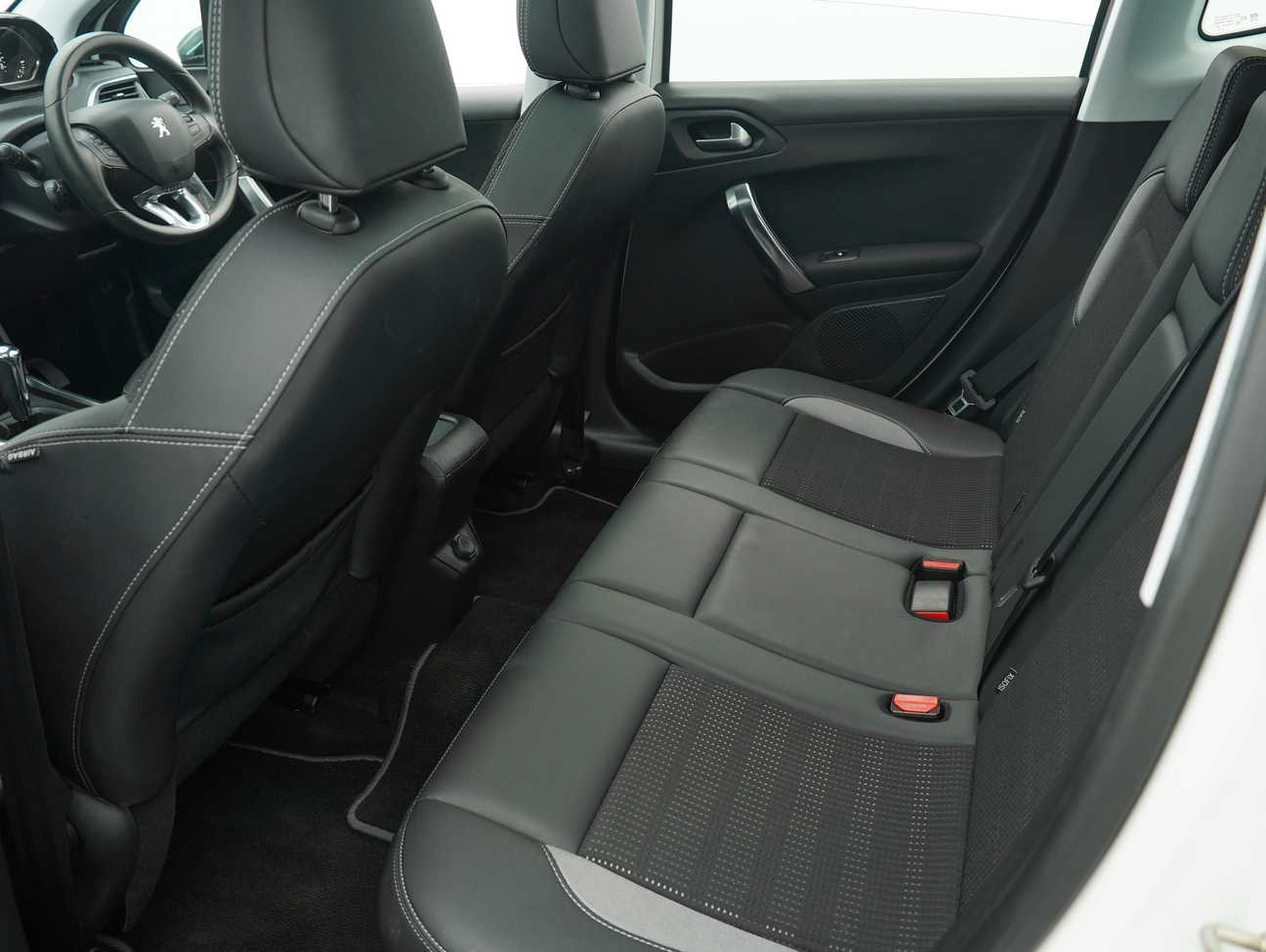 used 2015 Peugeot 2008 VTi 1.6