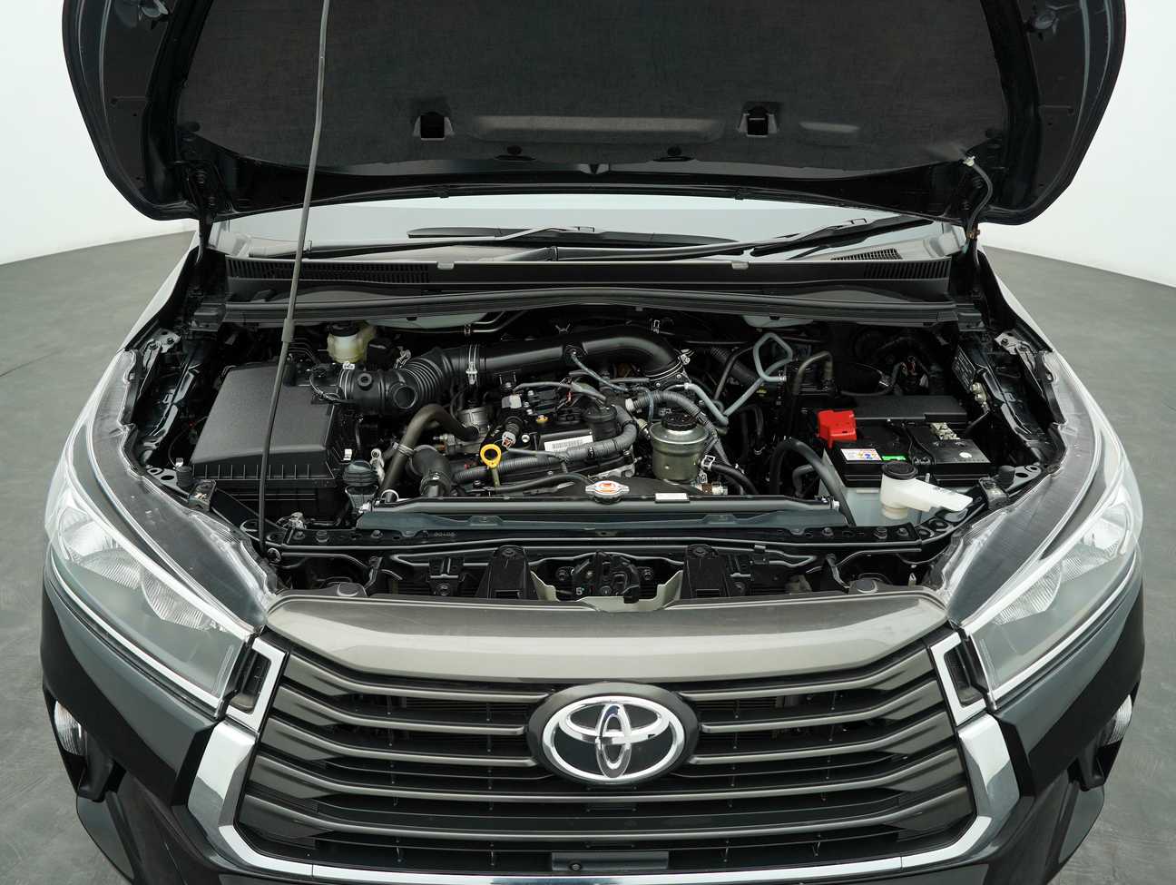 terpakai 2022 Toyota Innova G 2.0