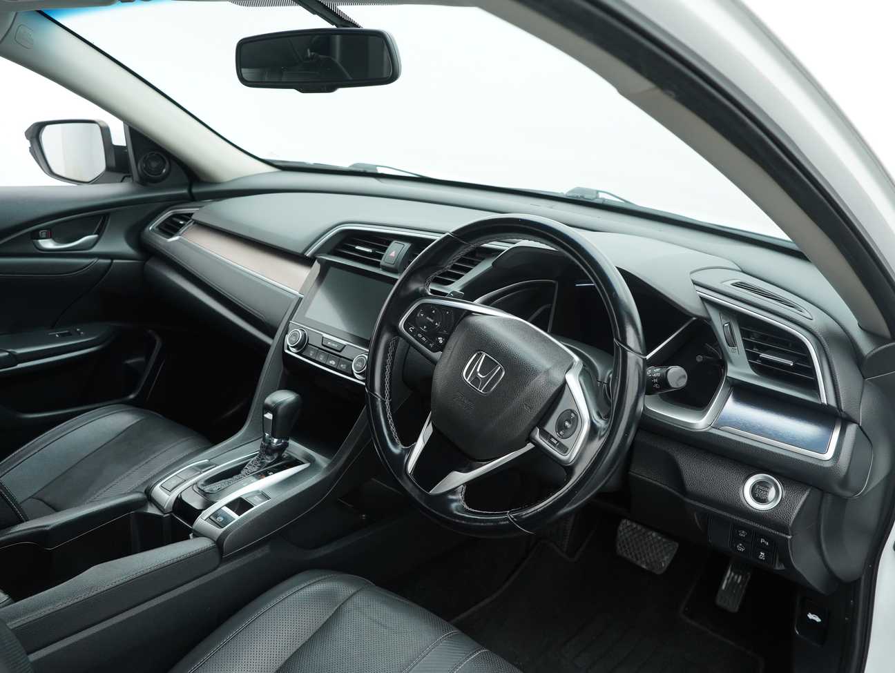 terpakai 2017 Honda Civic TC-P 1.5