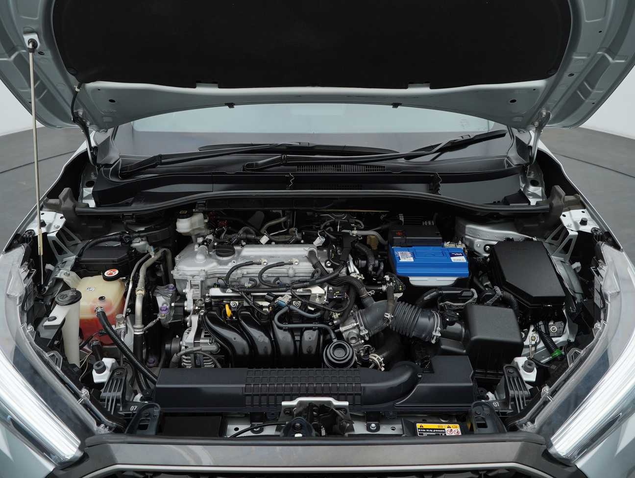 used 2022 Toyota Corolla Cross V 1.8