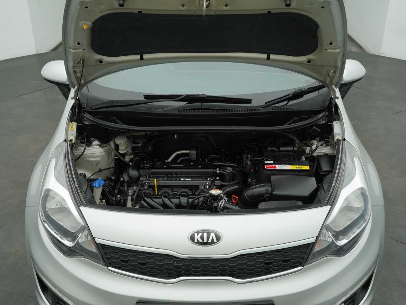 terpakai 2016 Kia Rio EX 1.4