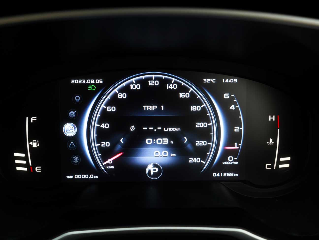 used 2021 Proton X70 Premium 1.8