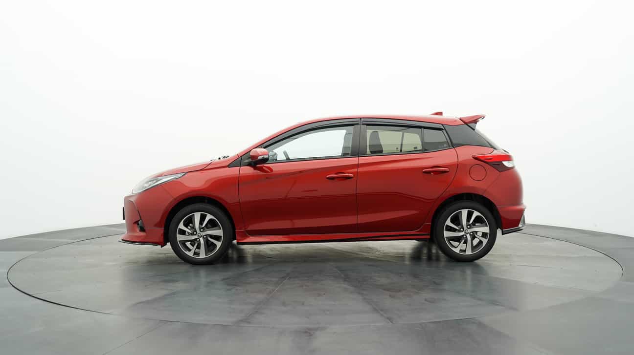 used 2021 Toyota YARIS E 1.5