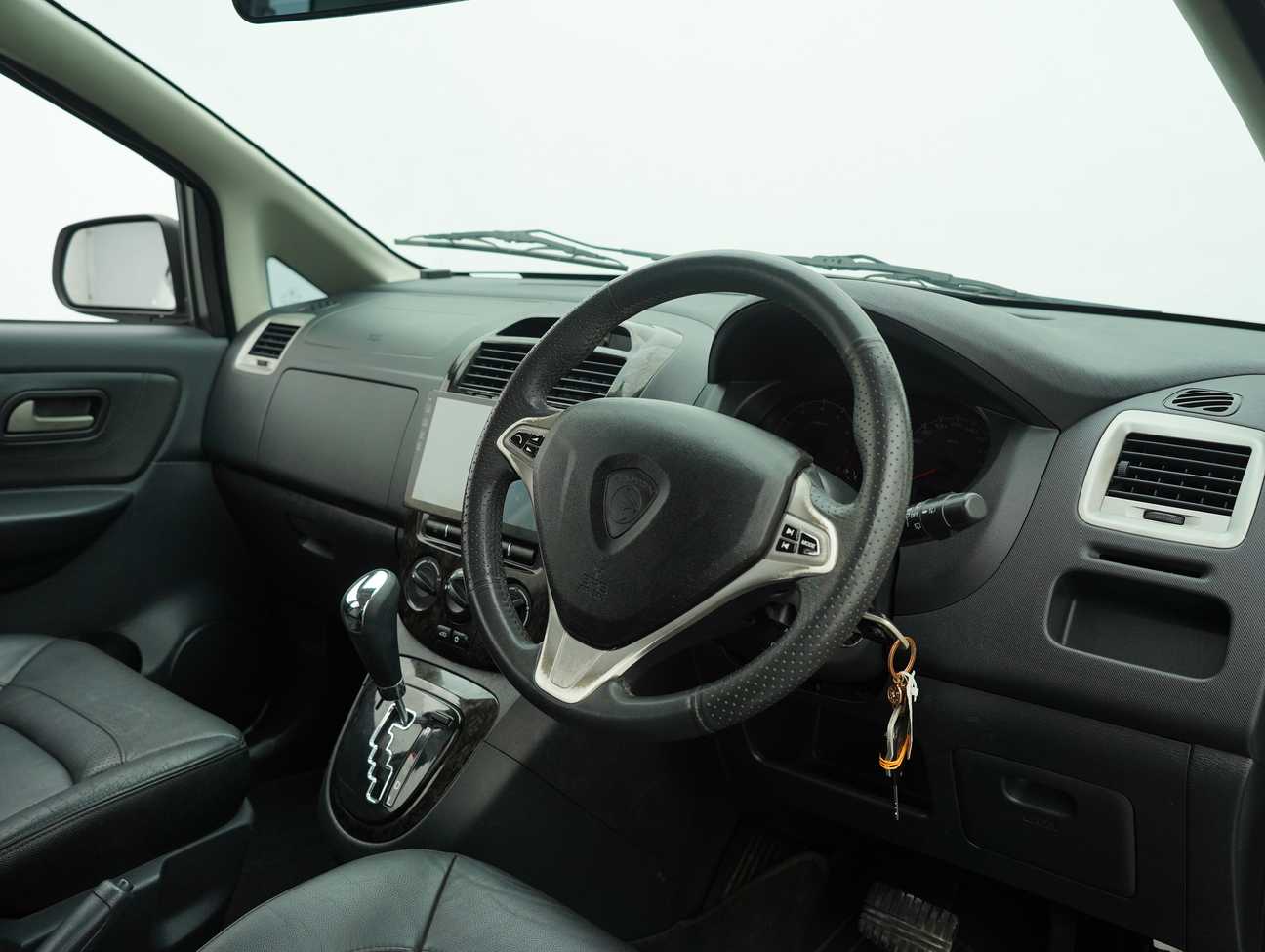 terpakai 2015 Proton Exora Premium 1.6