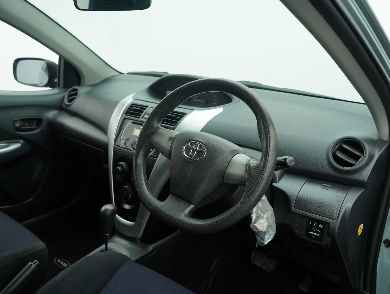 terpakai 2012 Toyota Vios E 1.5