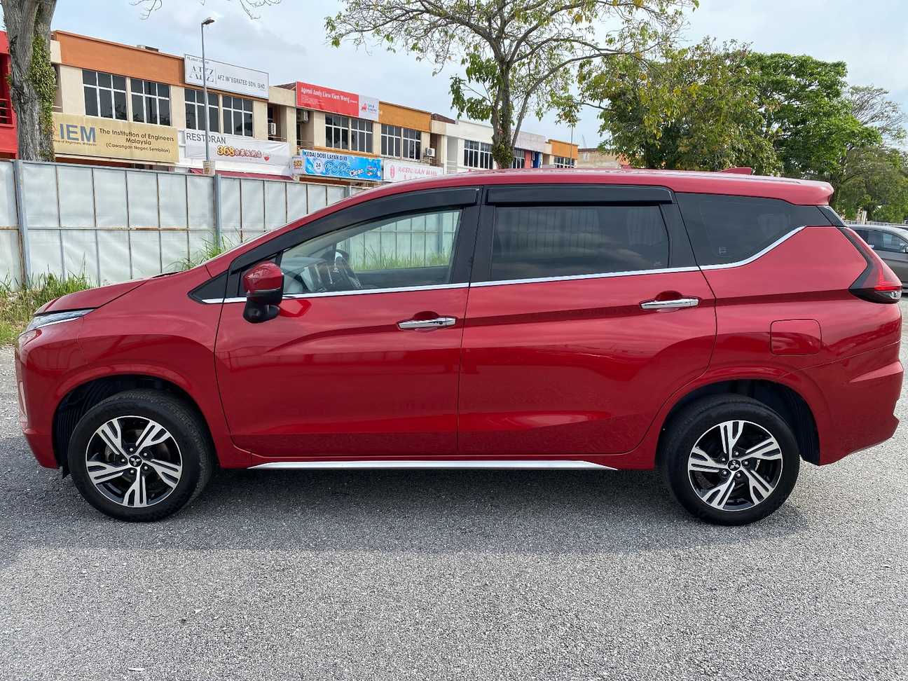 terpakai 2022 Mitsubishi Xpander  1.5