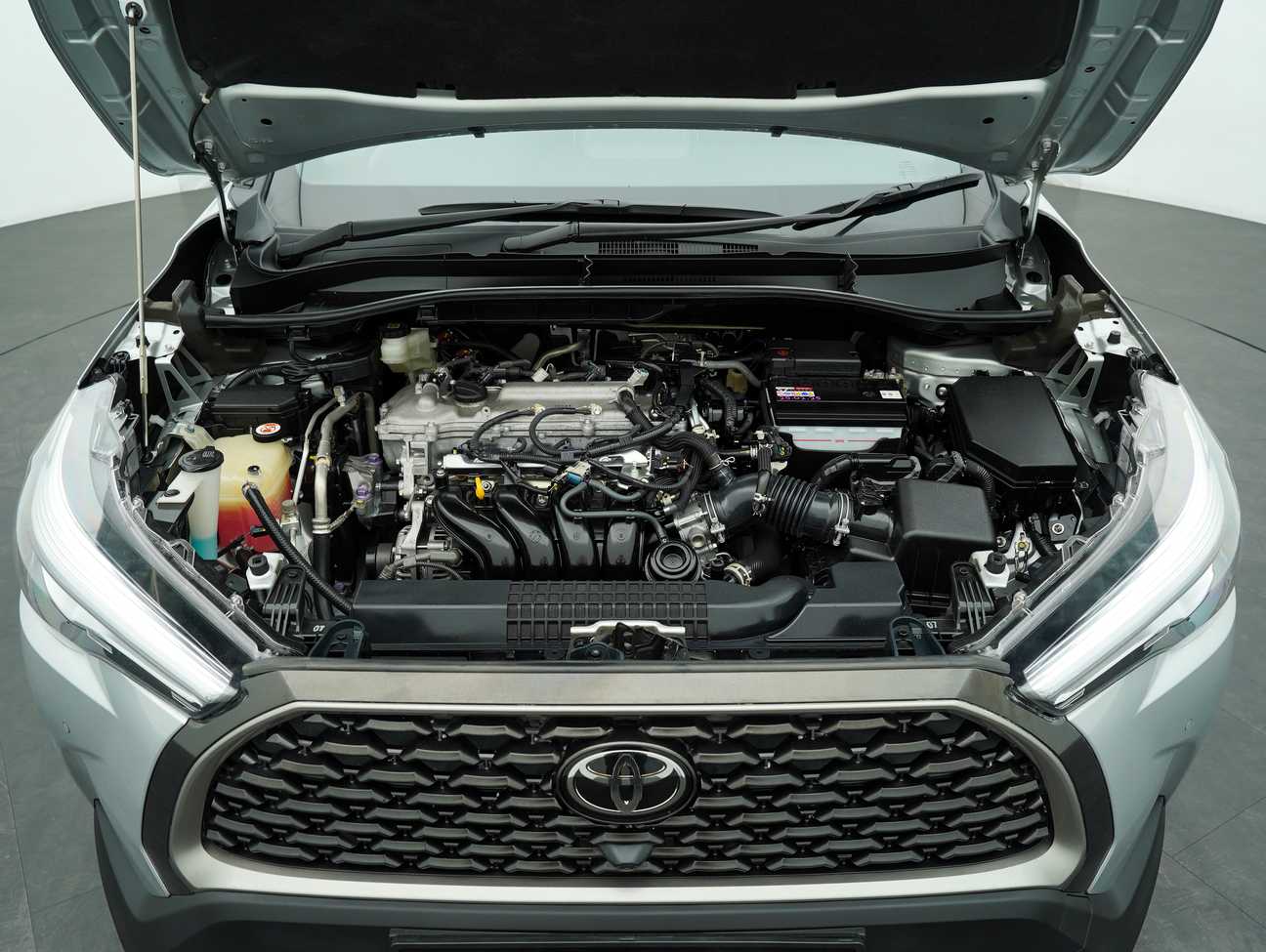 used 2022 Toyota Corolla Cross V 1.8