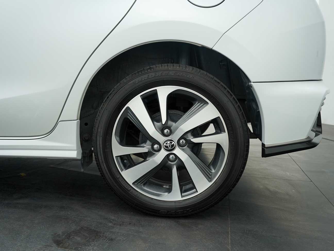 terpakai 2021 Toyota Yaris E 1.5