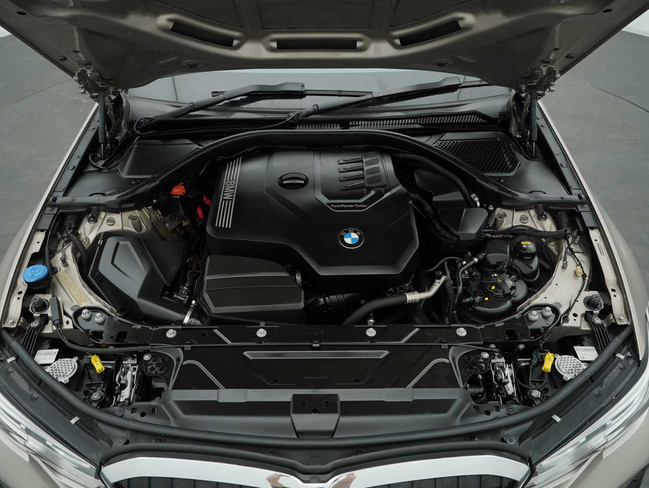 used 2022 BMW 330Li M Sport 2.0