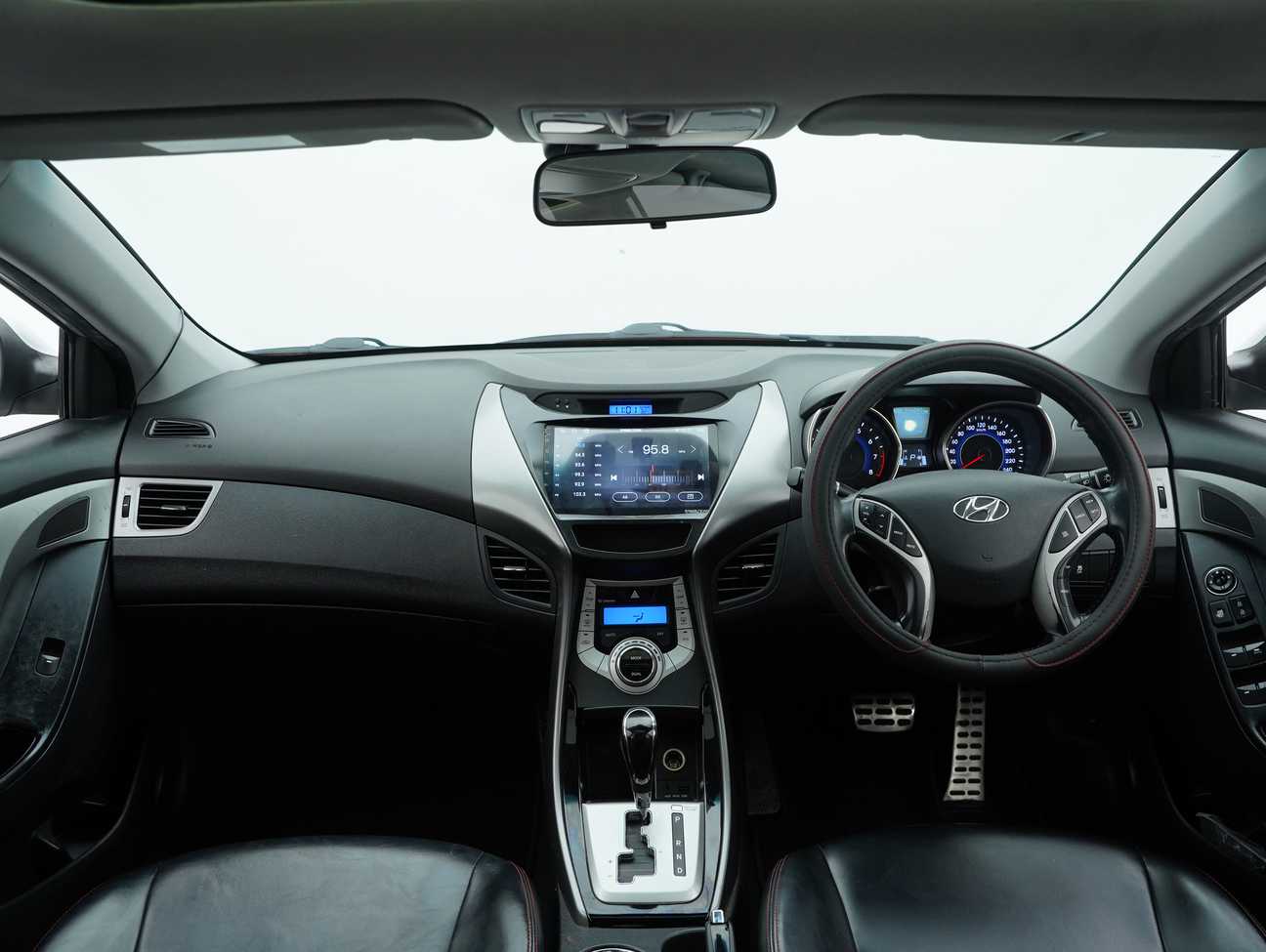 used 2012 Inokom Elantra Premium 1.8