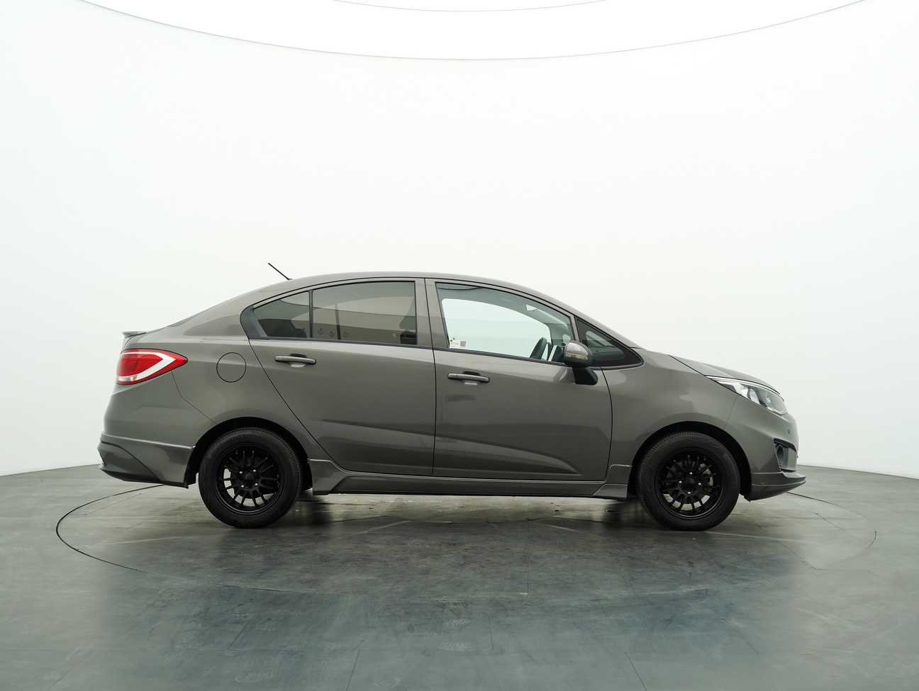 used 2017 Proton Persona Standard 1.6