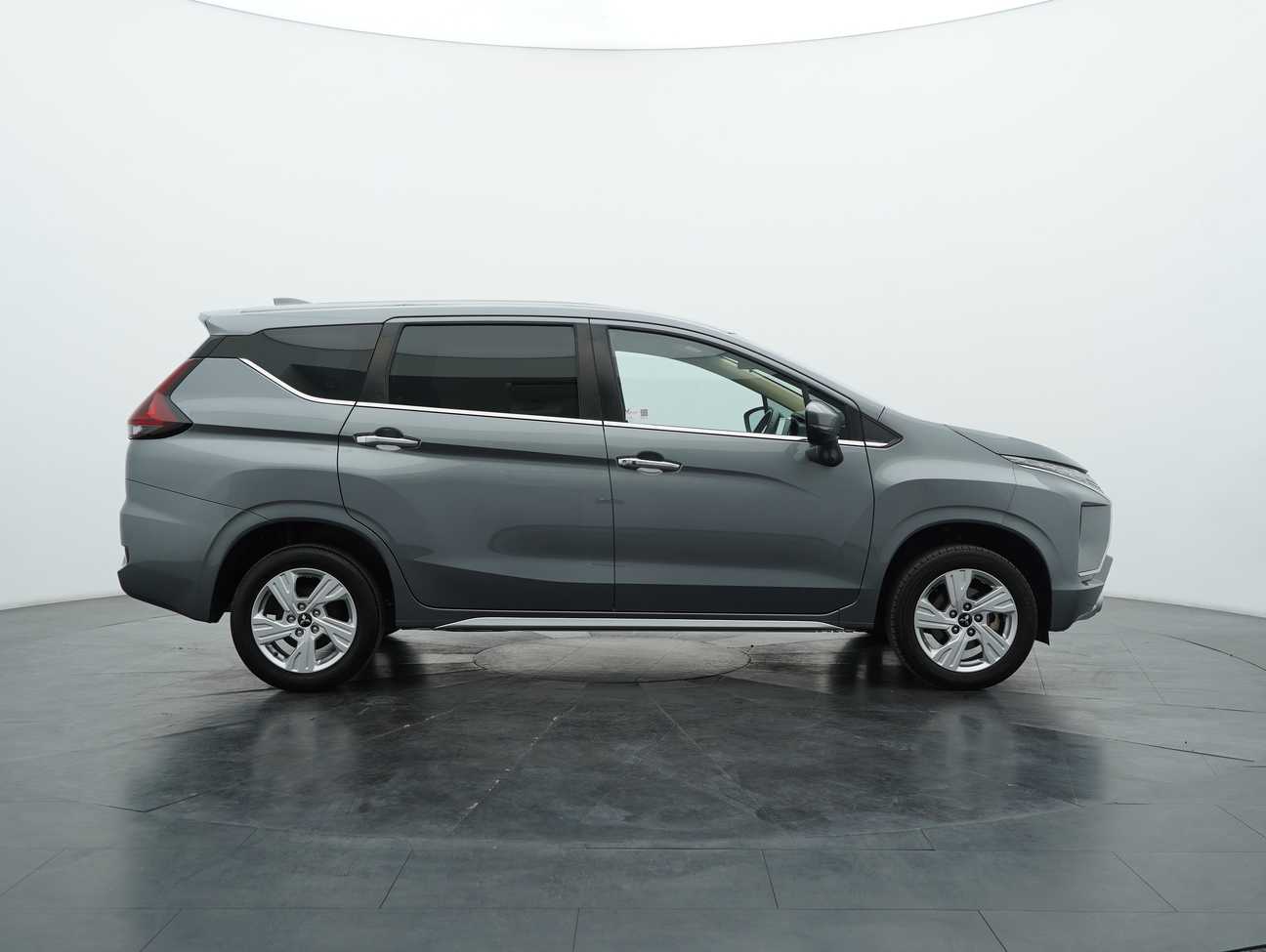 used 2022 Mitsubishi Xpander  1.5