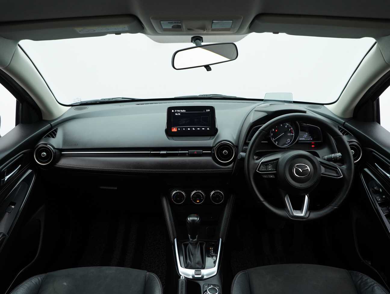 terpakai 2018 Mazda 2 SKYACTIV-G (LED Headlight with DRL) 1.5