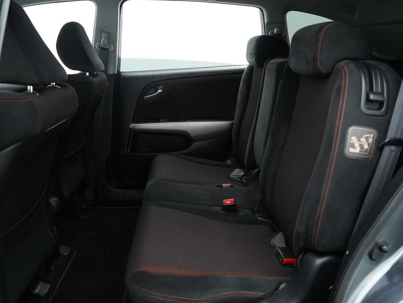 used 2012 Honda Stream i-VTEC RSZ 1.8