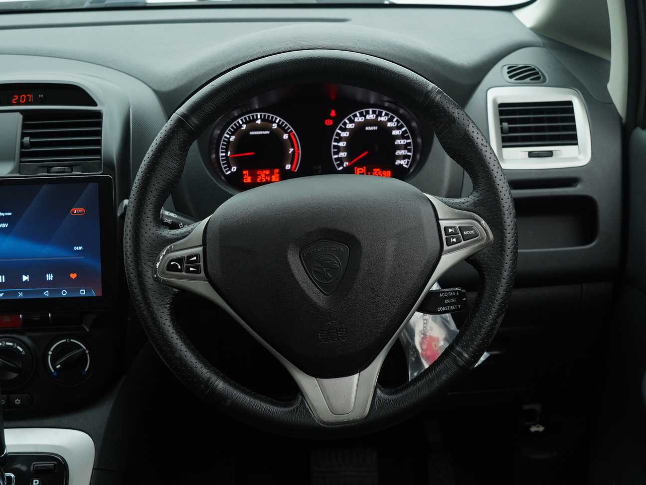 used 2012 Proton Exora Bold CFE Premium 1.6