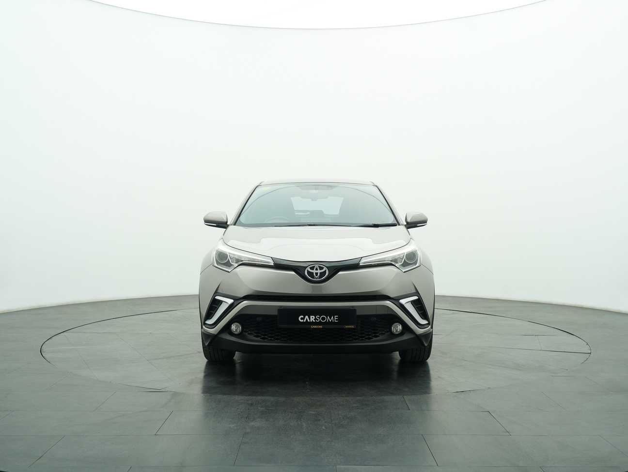used 2019 Toyota C-HR  1.8
