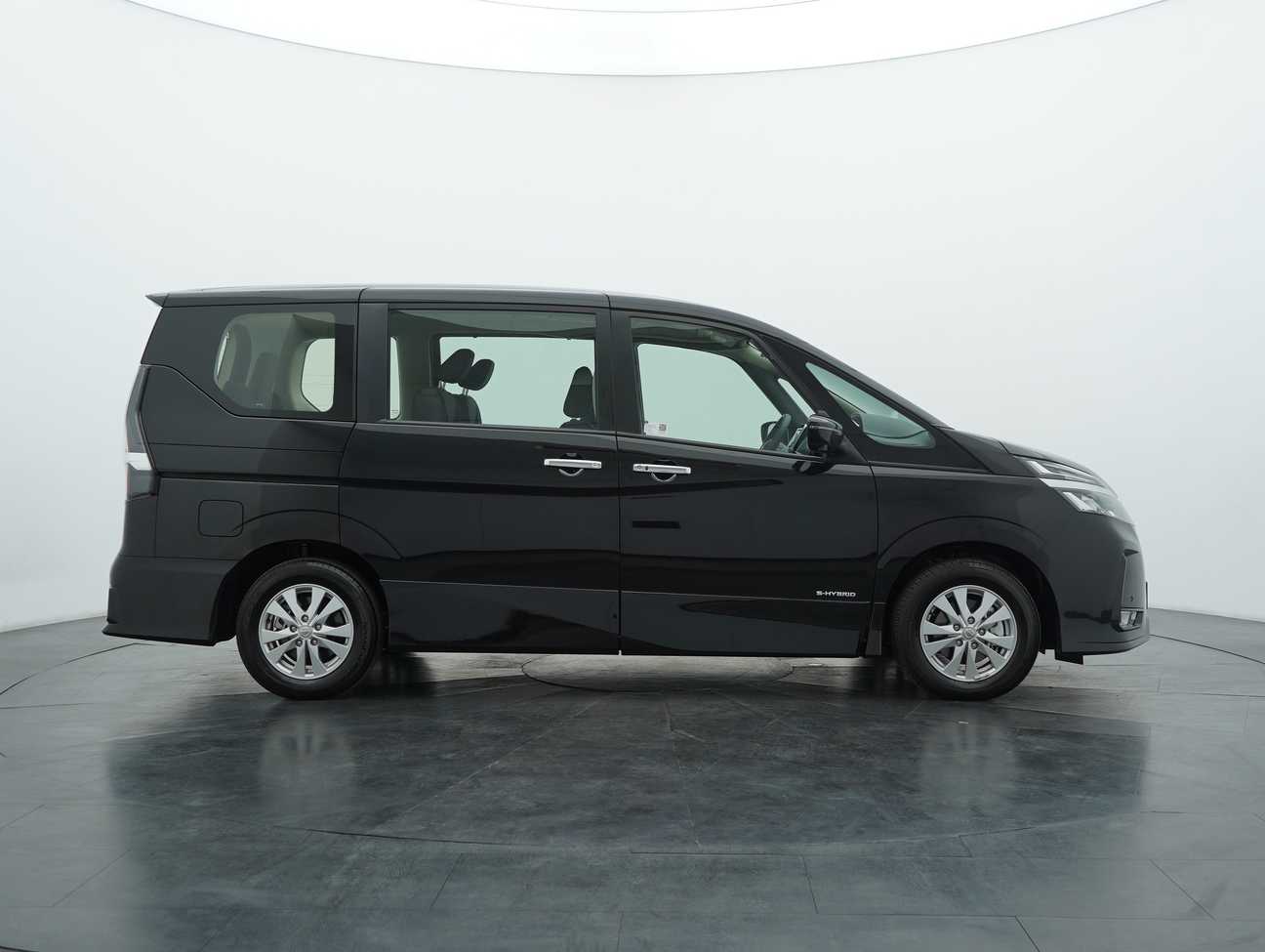terpakai 2025 Nissan Serena S-Hybrid High-Way Star 2.0