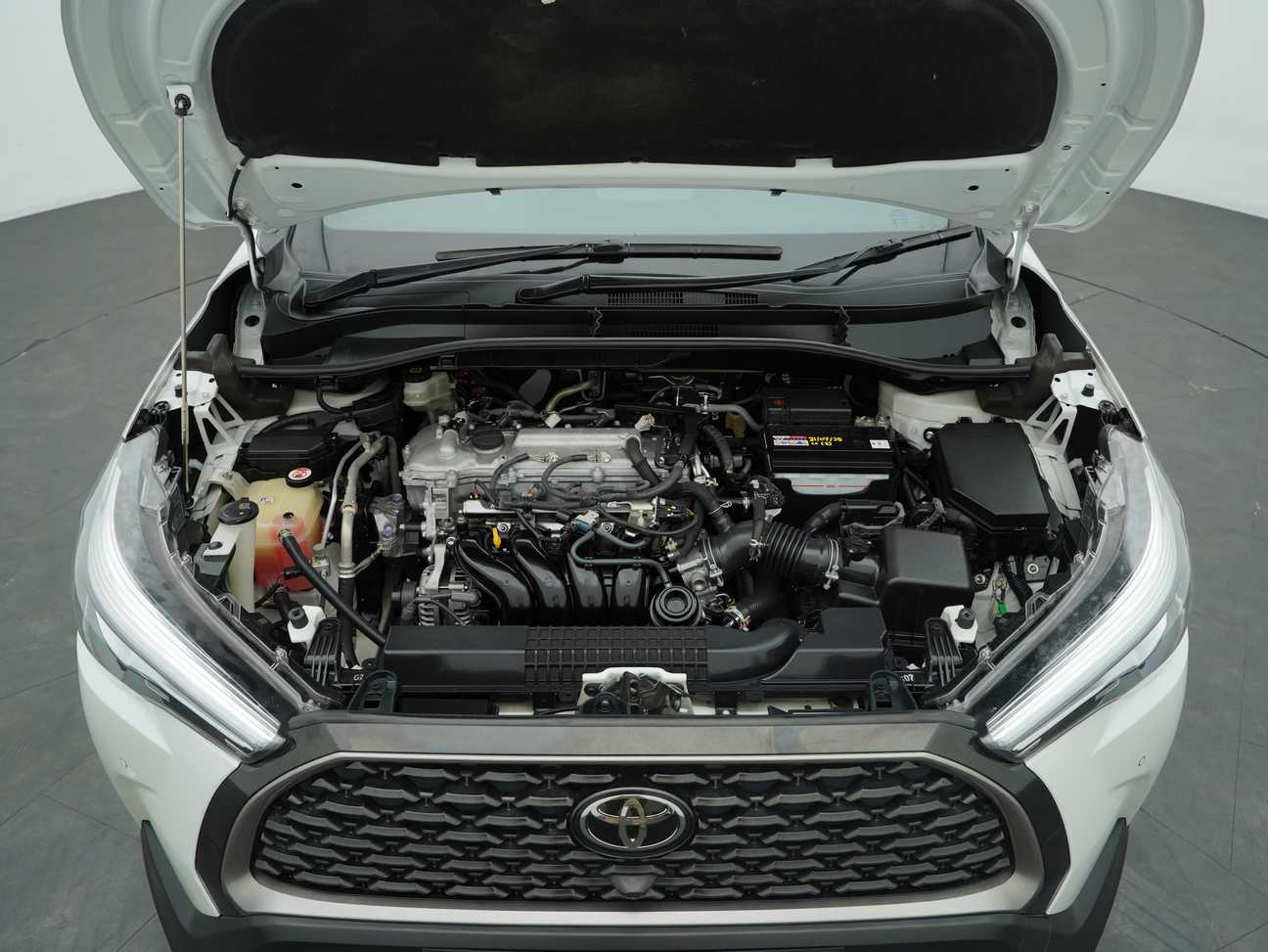 terpakai 2022 Toyota Corolla Cross V 1.8