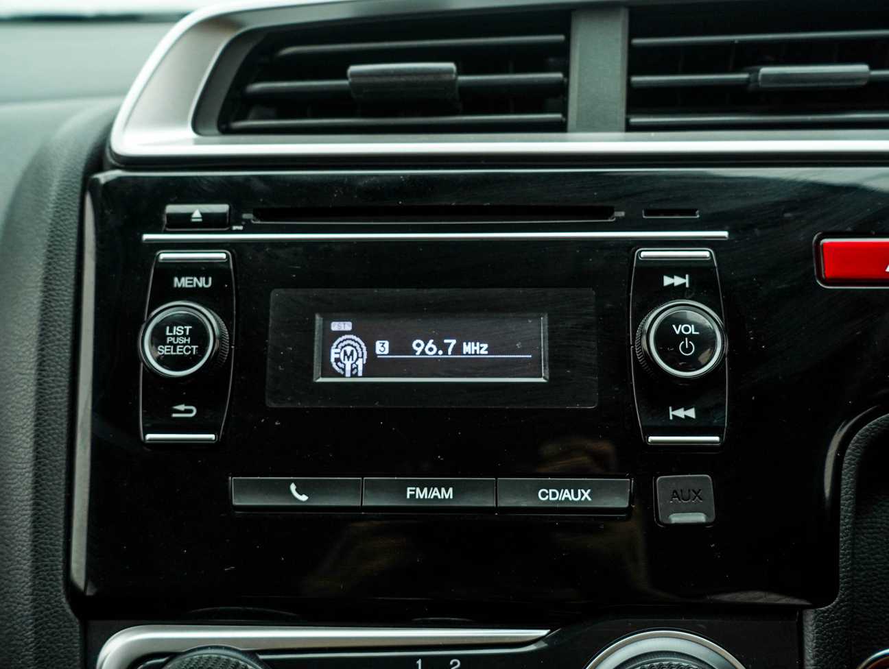 used 2015 Honda Jazz E 1.5