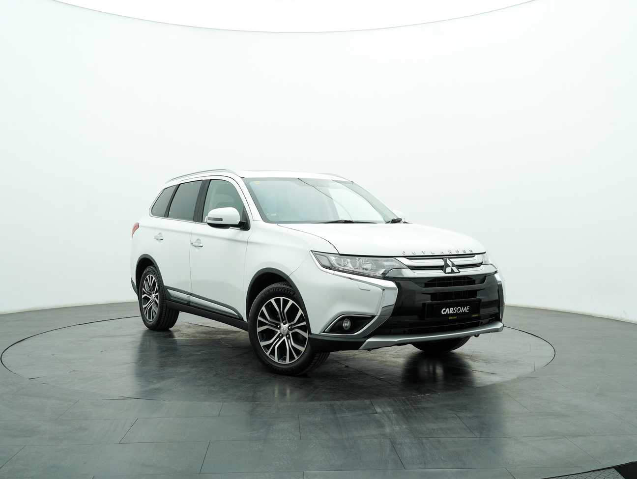 used 2016 Mitsubishi Outlander  2.4