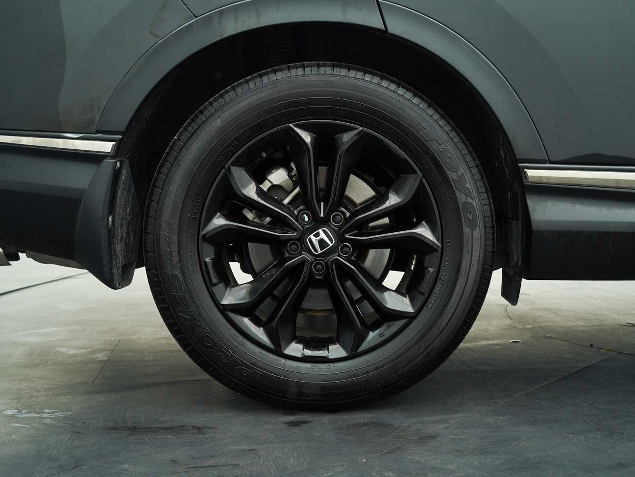 terpakai 2022 Honda CR-V Black Edition 1.5