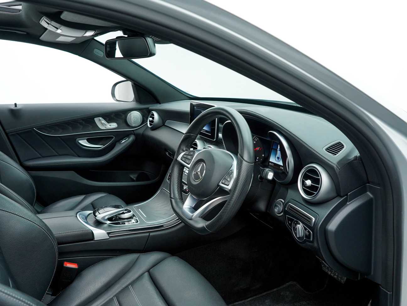 terpakai 2018 Mercedes-Benz C250 AMG Line 2.0