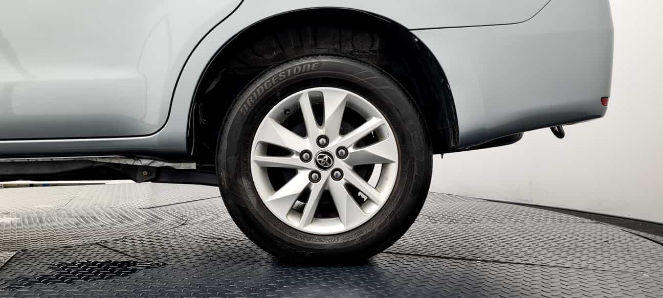 used 2017 Toyota INNOVA G 2.0