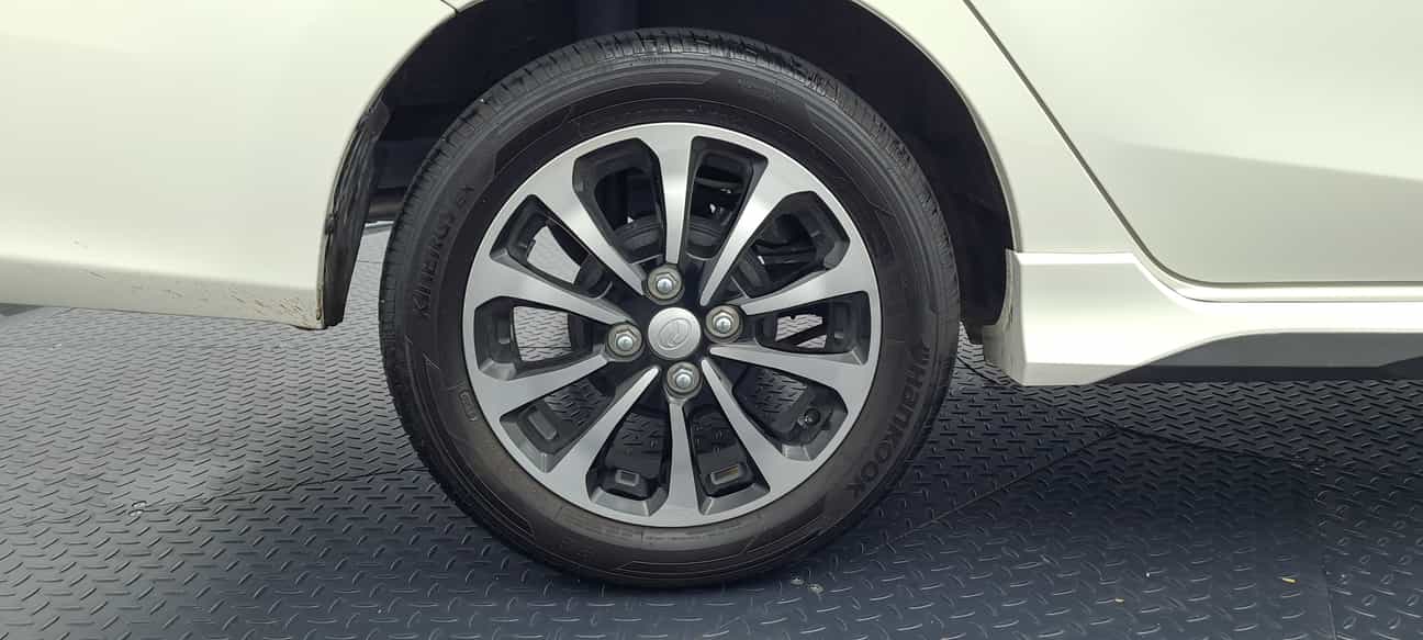 used 2020 Perodua BEZZA X 1.3