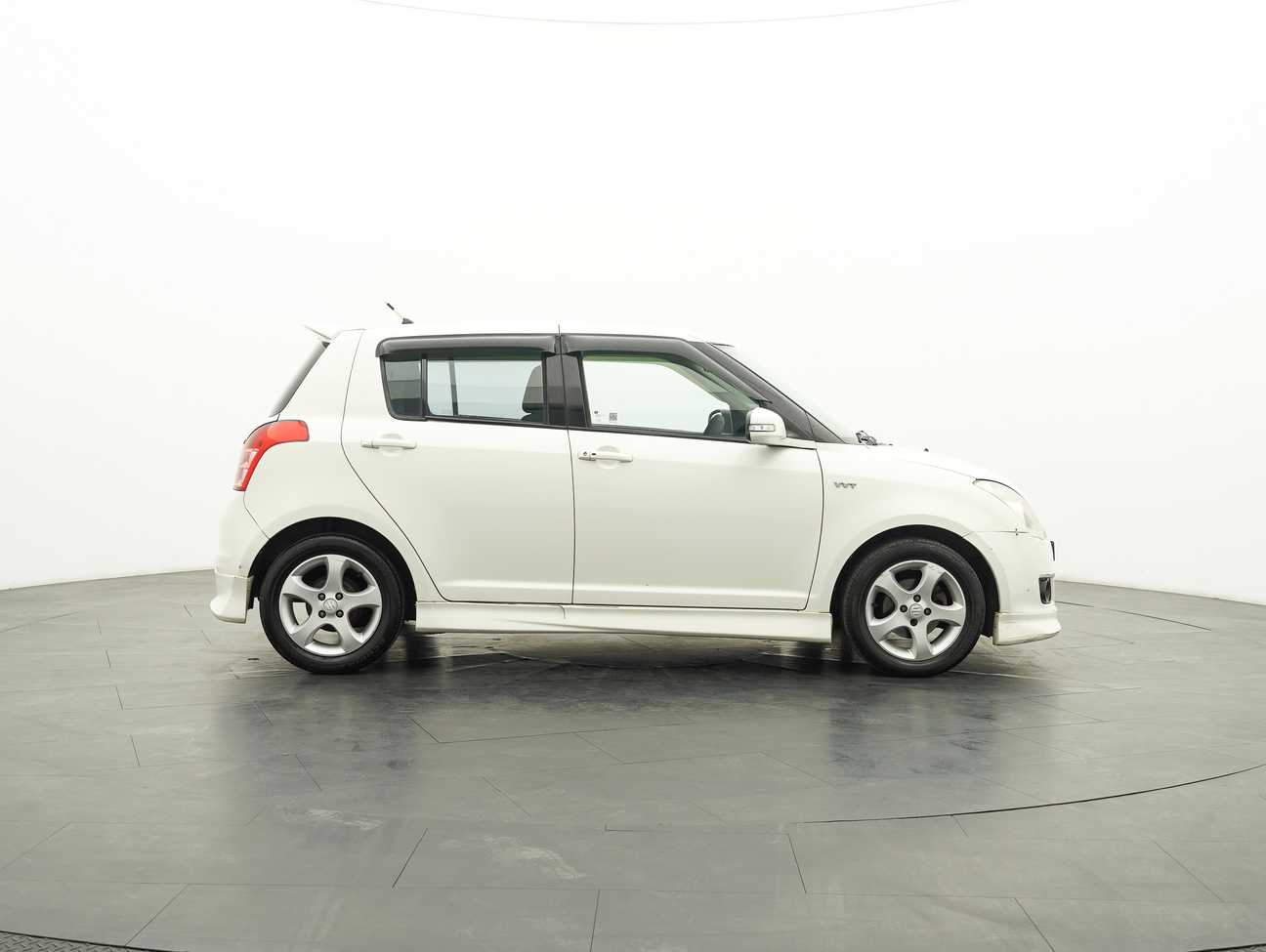 used 2009 Suzuki Swift  1.5