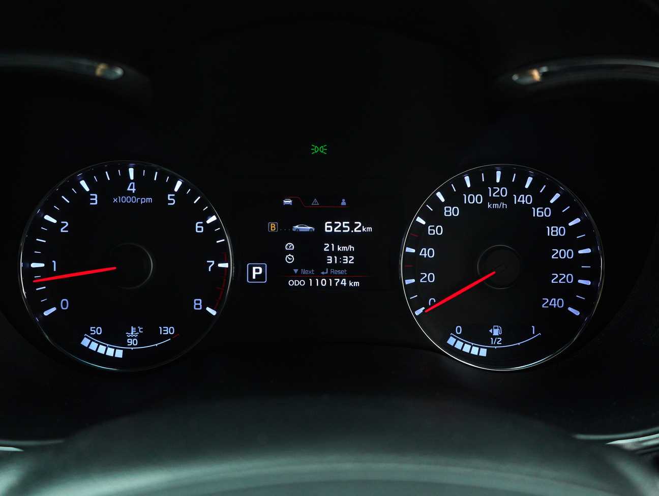 terpakai 2014 Kia Cerato  2.0