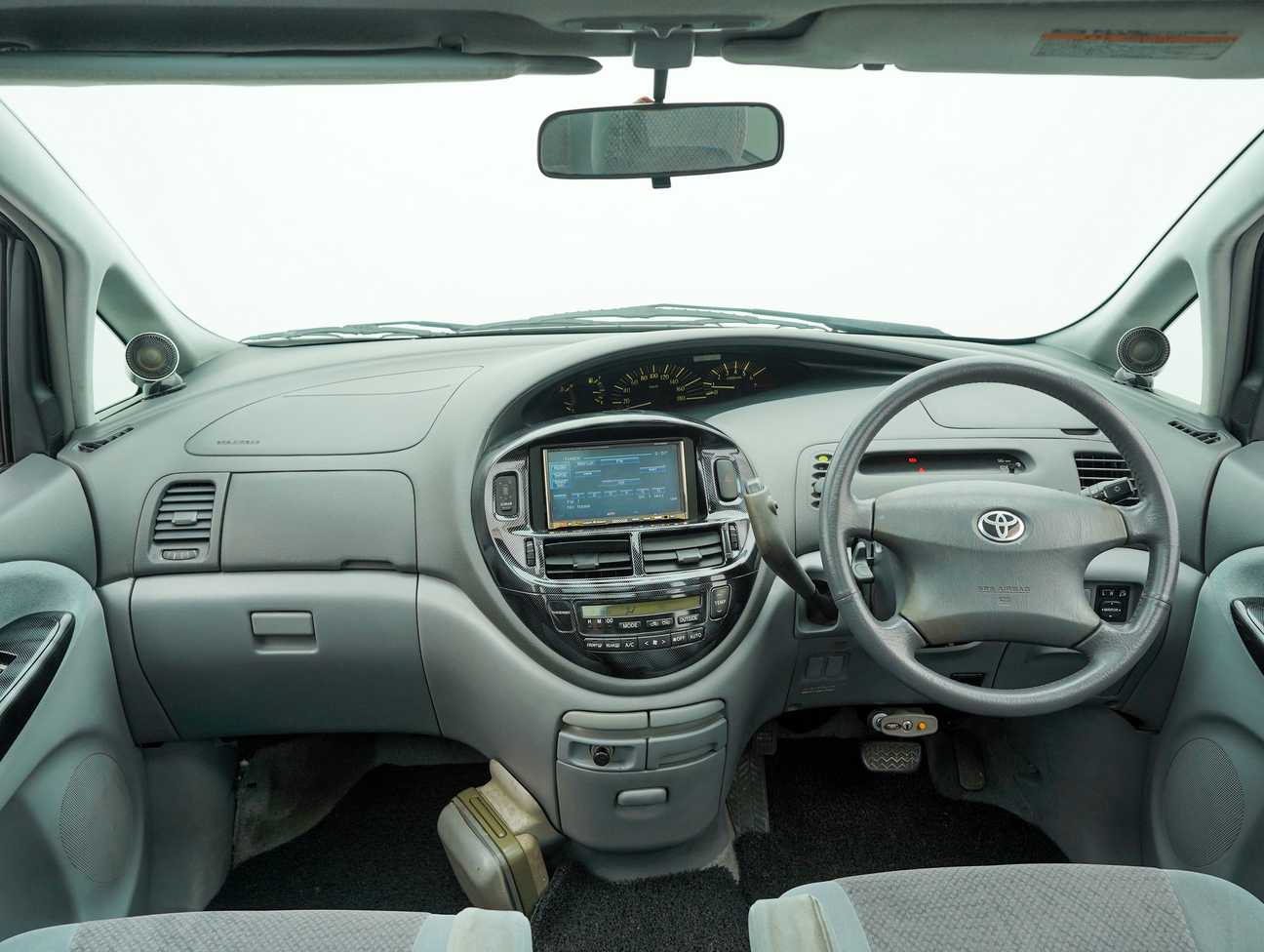 terpakai 2001 Toyota Estima Aeras 2.4