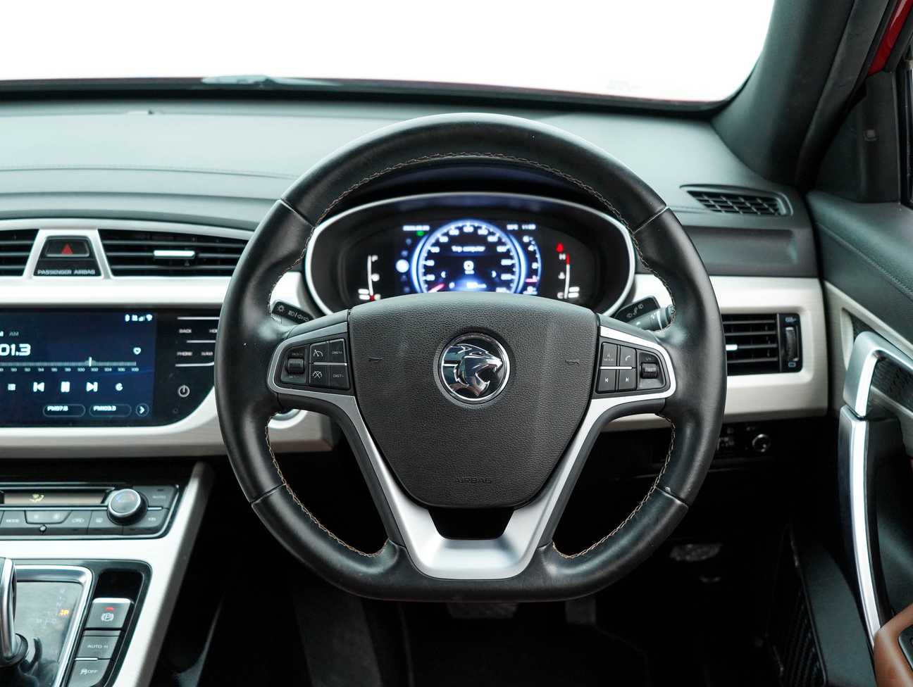 used 2022 Proton X70 Premium 1.8