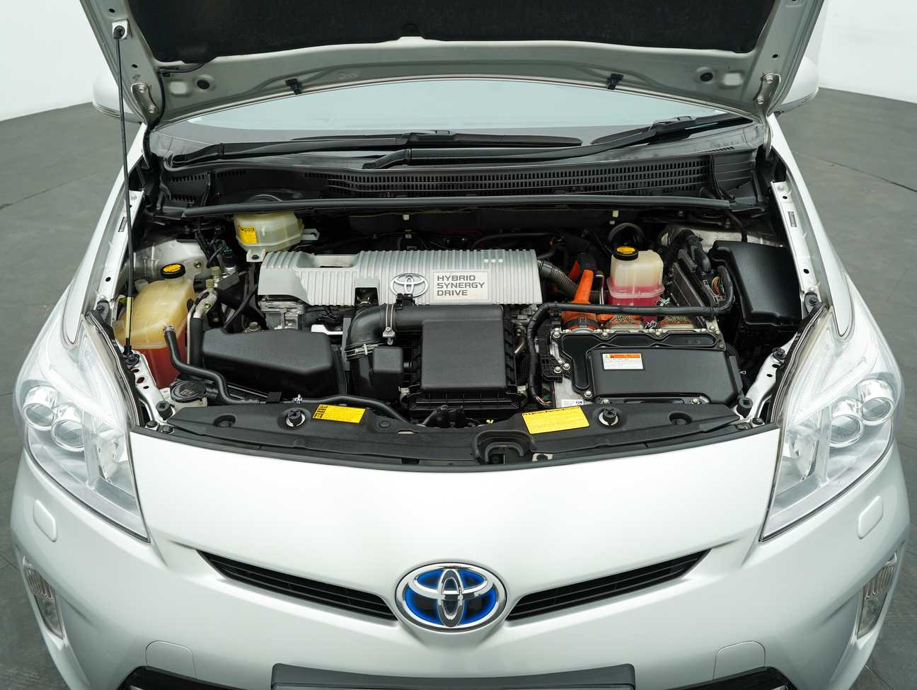 used 2013 Toyota Prius Luxury 1.8