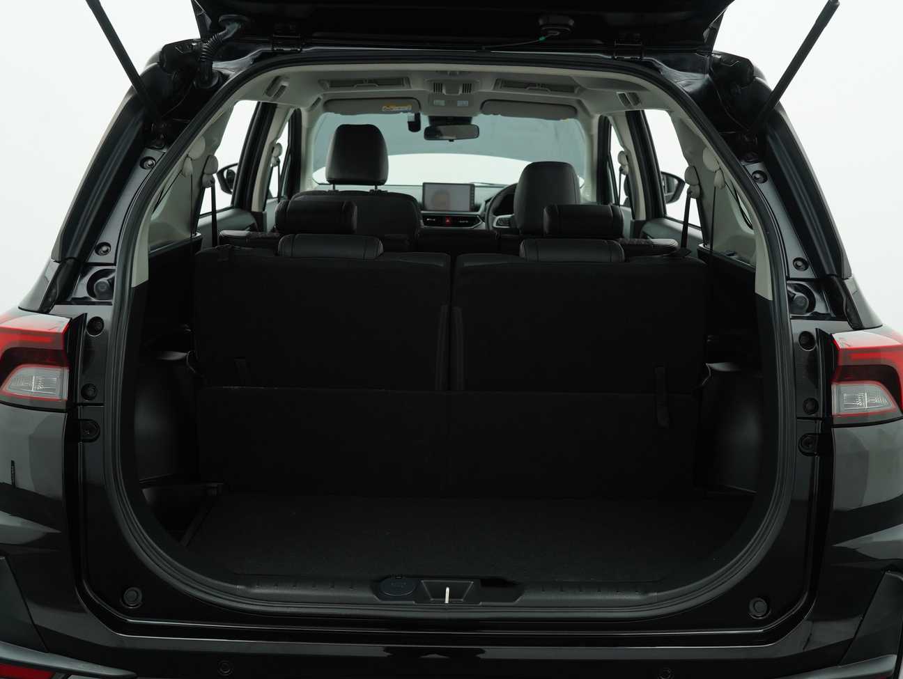 terpakai 2023 Perodua Alza AV 1.5