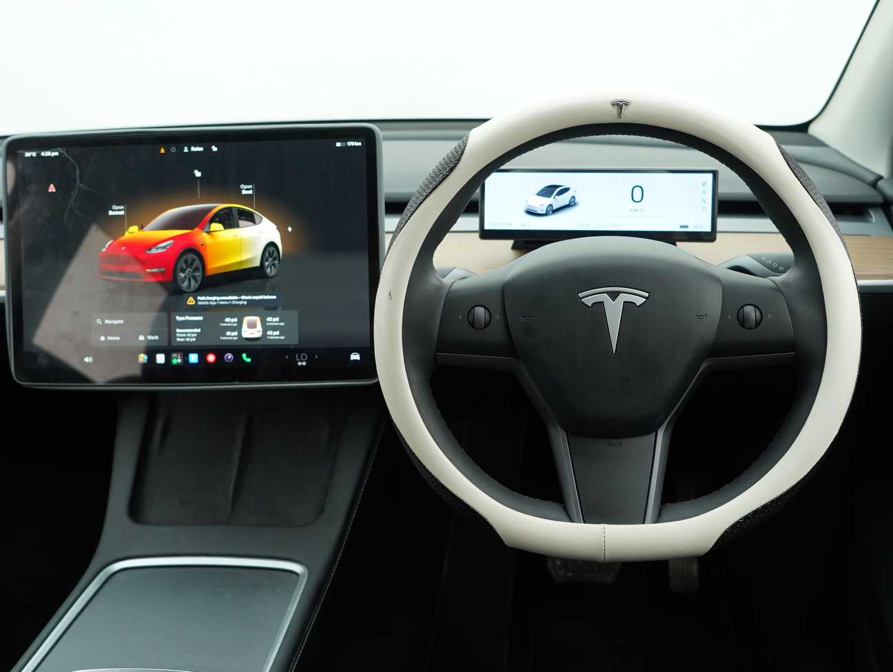used 2024 Tesla Model Y Standard Range 